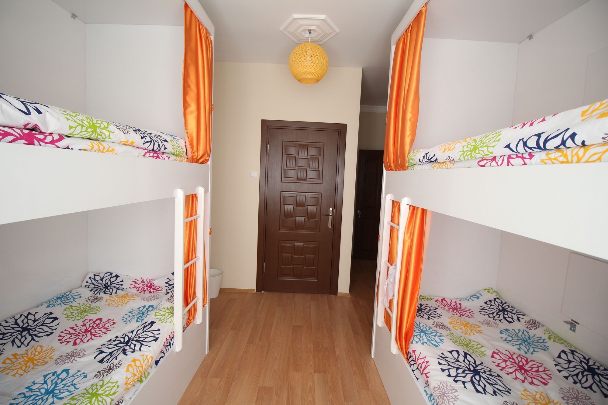 Deeps Hostel Eskişehir Buitenkant foto